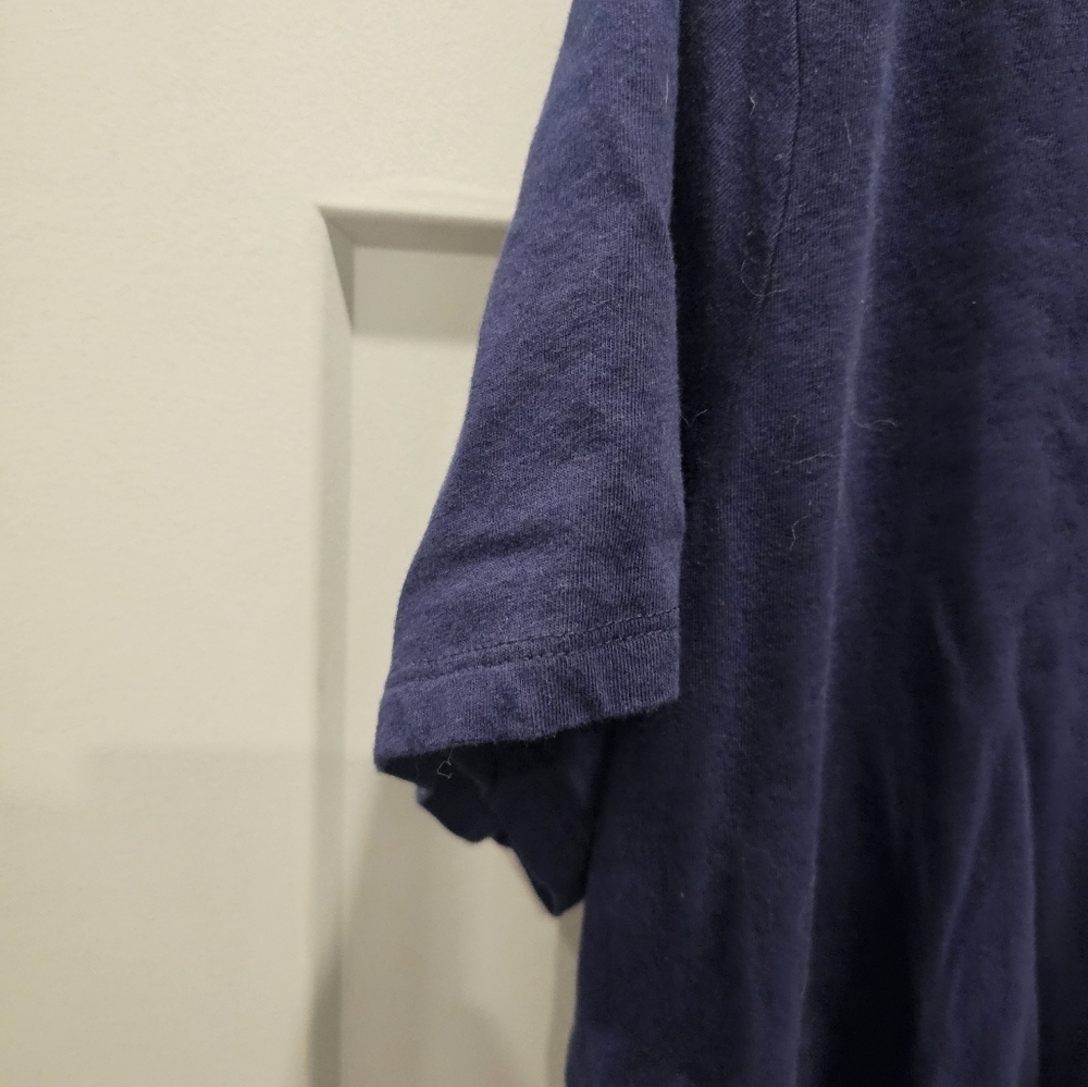 Torrid Classic Fit V-Neck Tee Navy Blue Size 2X (2) Plus Size - Picture 2 of 6